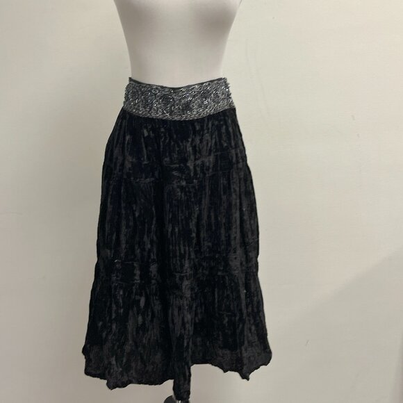 BCBGMaxAzria black skirt crushed velvet beaded NWT M paisley - Picture 2 of 8